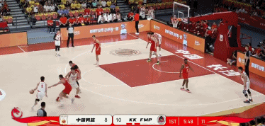 徐昕:穿上国家队战袍感觉非常不错 调侃王俊杰多传球逗乐记者|运动员发声|中国男篮|比赛|塞尔维亚|俱乐部_新浪体育_新浪新闻
